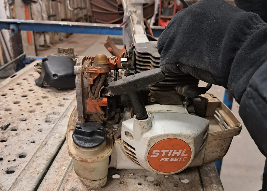 Réparation de moteur tronçonneuse